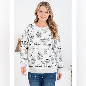 LA Soul Crewneck Pullover Sweatshirt Mushroom print Women’s Medium
